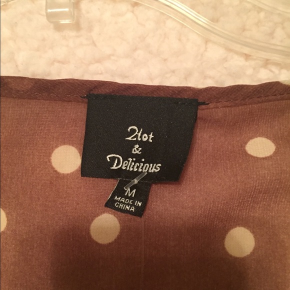 Light brown blouse - Picture 2 of 3